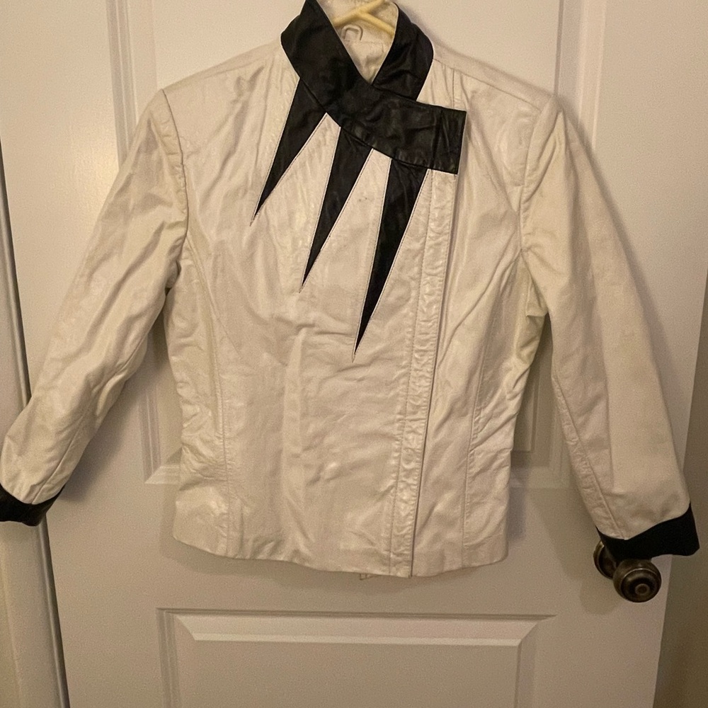 Vintage 80’s leather jacket